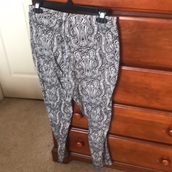 Patterned pants - Picture 1 of 3